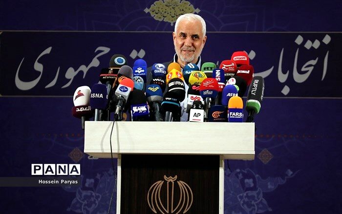 مهرعلیزاده: رقیب تلاش دارد منافع ملی را فدای منافع خود کند