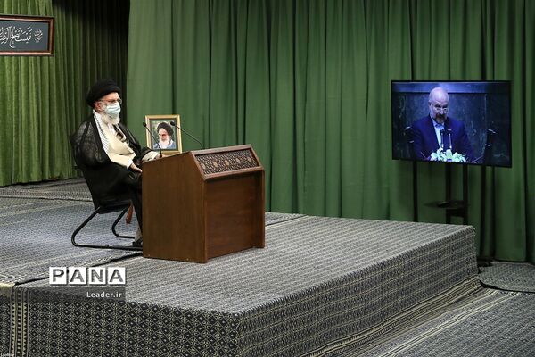ارتباط تصویری نمایندگان مجلس شورای اسلامی با رهبر انقلاب