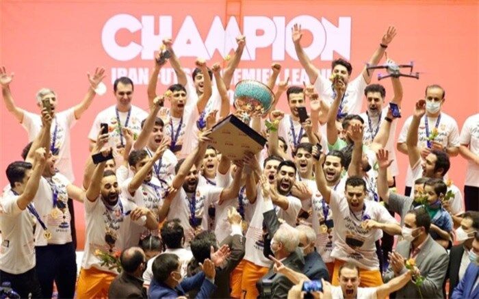 قهرمانی در لیگ برتر فوتسال حق مس سونگون بود و به آن رسیدیم؛ همه می‌دانستند مسئولیت تیم با من است