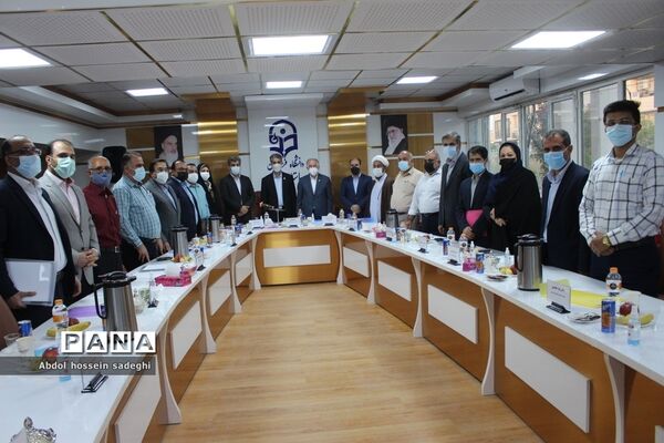 جلسه انتخابات اعضای هیات مدیره بنیاد خیرین حامی دانشگاه فرهنگیان استان بوشهر