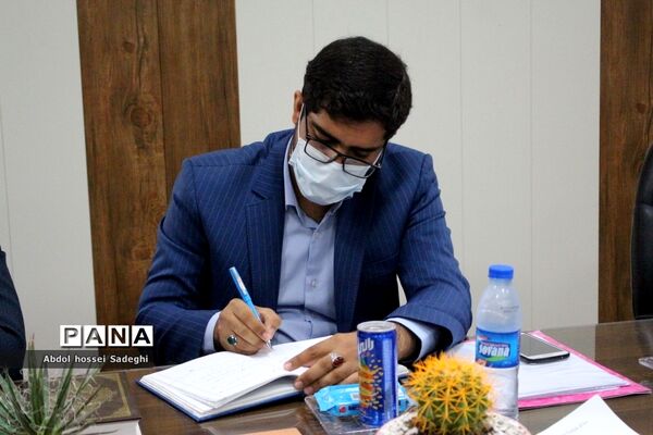 جلسه میز کار شهرستان‌ها و مناطق معاونت پرورشی و فرهنگی آموزش و پرورش استان بوشهر