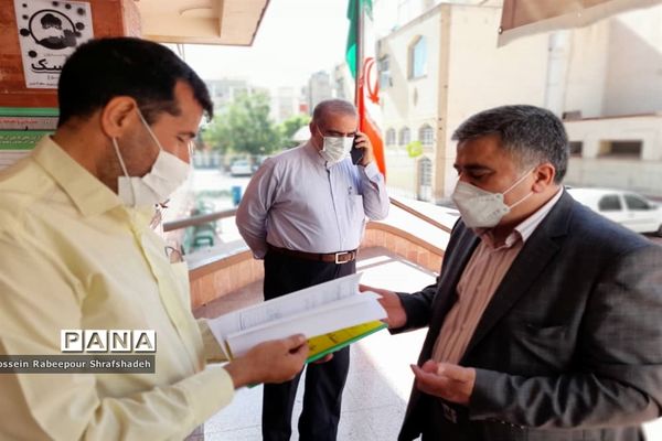 بازدید مدیرکل امور شاهد و ایثارگران وزارت آموزش و پرورش از حوزه امتحانات نهایی منطقه 16 تهران