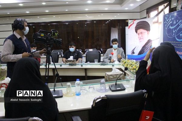 میز گرد رای اولی‌های استان بوشهر