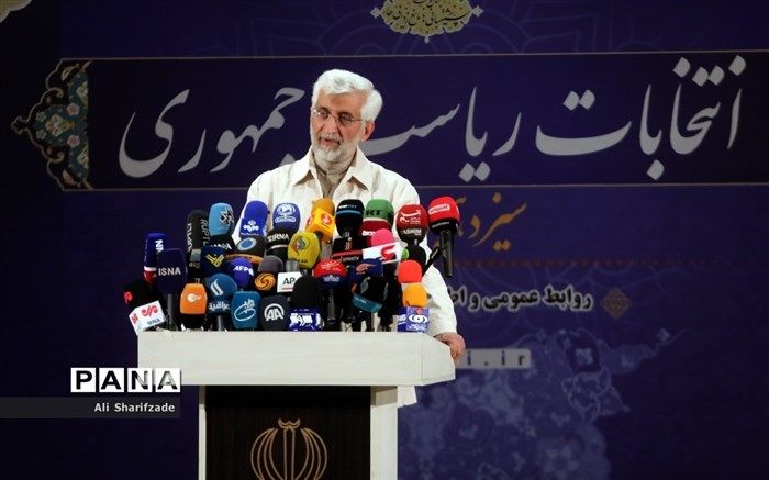 جلیلی: تمامی دستگاه‌ها باید ارزآوری داشته باشند