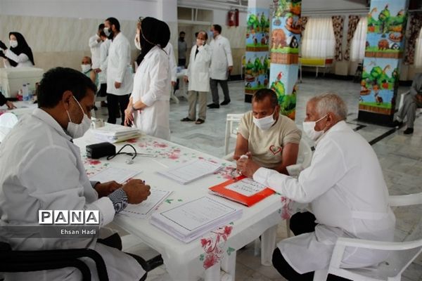 واکسیناسیون کرونا در آسایشگاه شهید بهشتی مشهد
