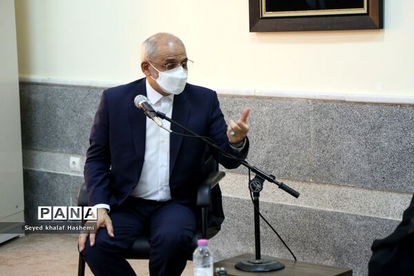 دیدار وزیر آموزش و پرورش با نماینده ولی فقیه و امام جمعه بوشهر