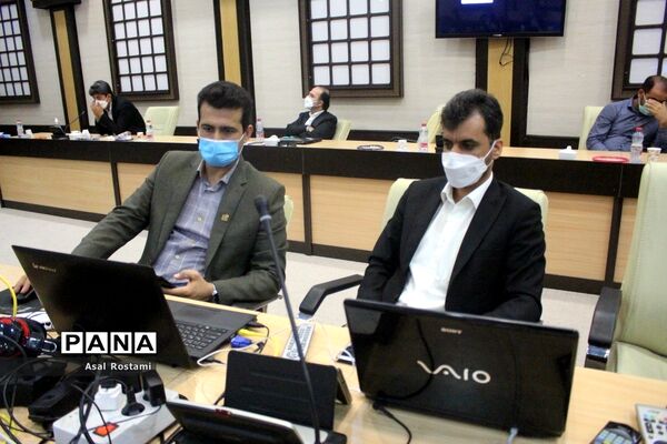 دیدار وزیر آموزش و پرورش با نمایندگان تشکل‌های دانش‌آموزی استان بوشهر