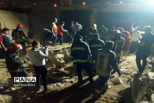 کشته شدن۲ نفر  براثر آتش سوزی و ریزش آوار در اهواز