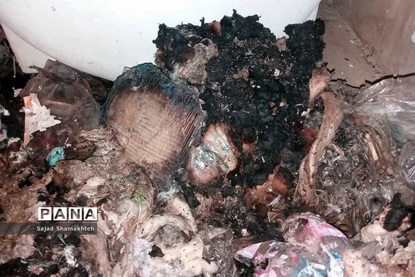 آتش سوزی محل احتکار الکل و کالای پزشکی در اهواز