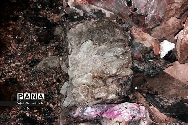 آتش سوزی محل احتکار الکل و کالای پزشکی در اهواز