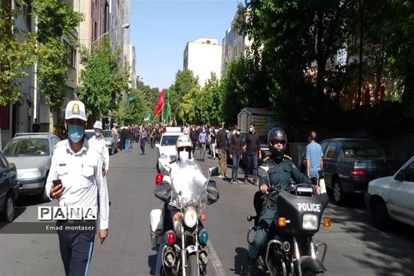 مراسم تشییع و تدفین پیکر ۲ شهید گمنام در منطقه ۷ تهران