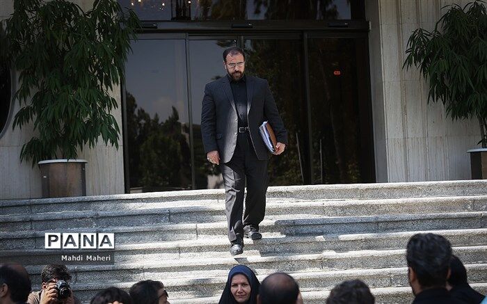 معاون رئیس‌جمهوری: در گزارش مجلس علیه دولت، به ما اجازه صحبت نداند