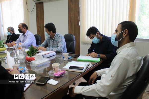 جلسه قطبی مسئولان دبیرخانه طرح دانش‌آموز تراز انقلاب اسلامی  استان بوشهر