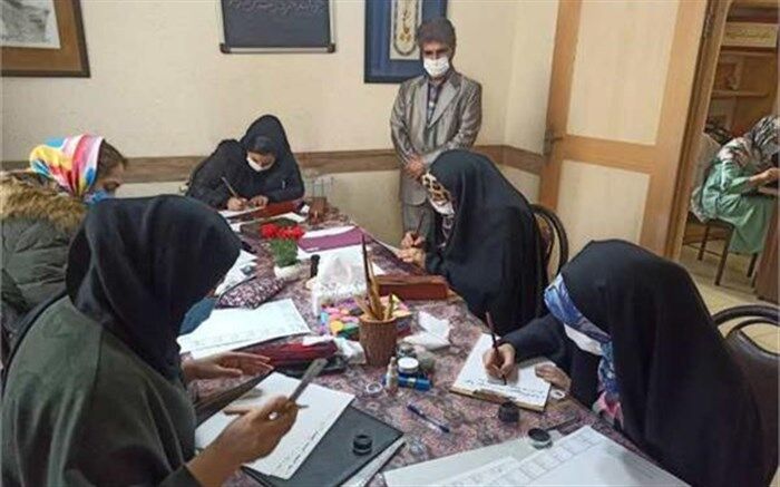 برپایی کارگاه خوشنویسی با موضوع  امام خمینی در ملارد