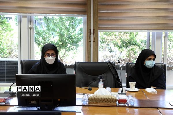 نشست هیات امنای سازمان دانش‌آموزی