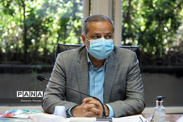 نشست هیات امنای سازمان دانش‌آموزی