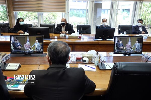 نشست هیات امنای سازمان دانش‌آموزی