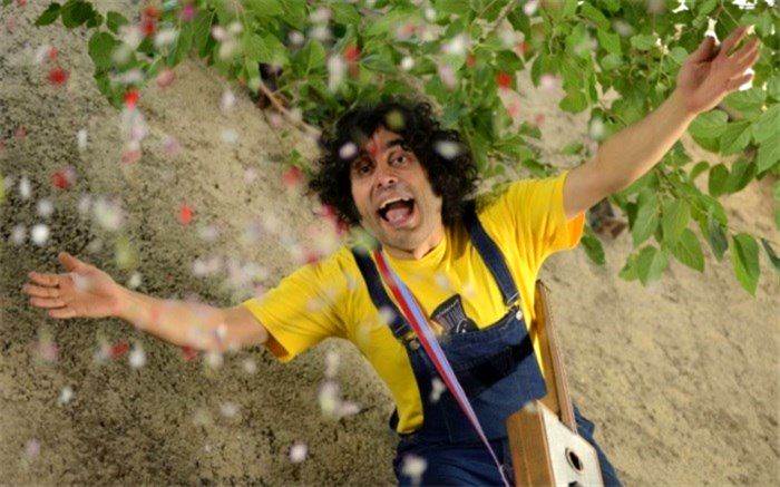 فرزندان  بهزاد فراهانی بازیگران «مهمانی از کارائیب» شدند+فیلم