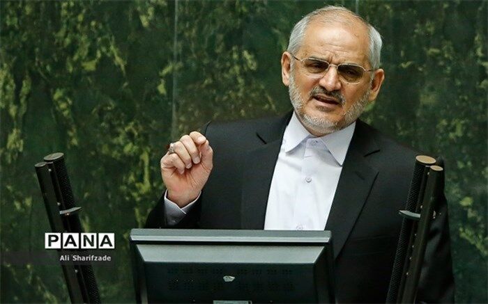 حاجی میرزایی: با تصویب رتبه بندی گامی درجهت ارتقای منزلت معلمان برمی‌داریم