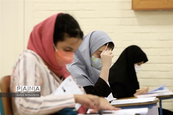 بازدید رئیس سازمان ملی پرورش استعدادهای درخشان از آزمون مراکز سمپاد
