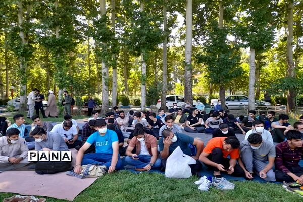 برگزاری اردوی دانش‌آموزان رای اولی در البرز
