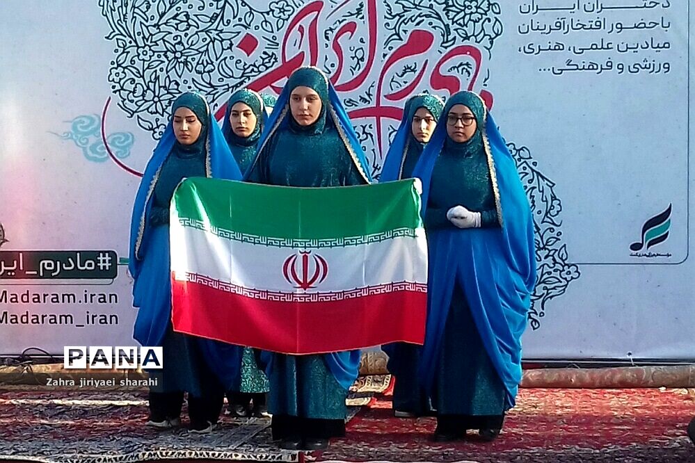 دورهمی انتخاباتی دختران ایران در خاورشهر