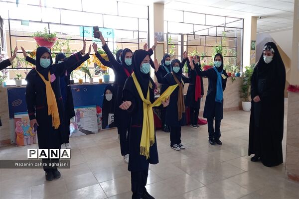 بازدید از مدارس مجری طرح کانون‌های یاریگران زندگی در شهرستان رباط کریم