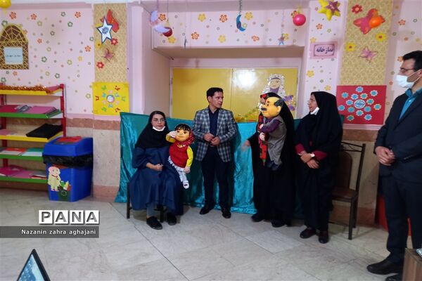 بازدید از مدارس مجری طرح کانون‌های یاریگران زندگی در شهرستان رباط کریم