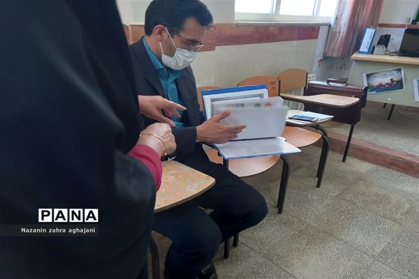 بازدید از مدارس مجری طرح کانون‌های یاریگران زندگی در شهرستان رباط کریم