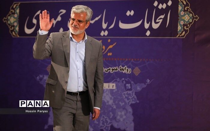 صادقی: هیچ حجت شرعی برای بی‌تفاوتی در انتخابات نمی‌بینم