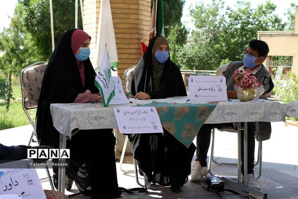 برگزاری مناظره رأی اولی‌ها