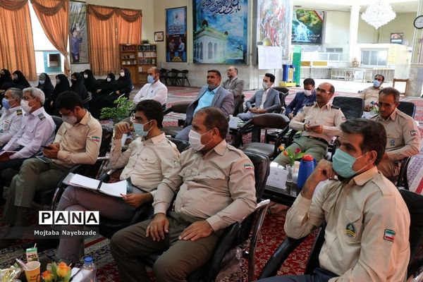 نشست قطبی تبیین بازمهندسی تشکیلات پیشتازان سازمان دانش‌آموزی  در مشهد