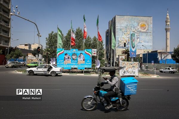 تبلیغات انتخابات ریاست جمهوری و شورای شهر در تهران