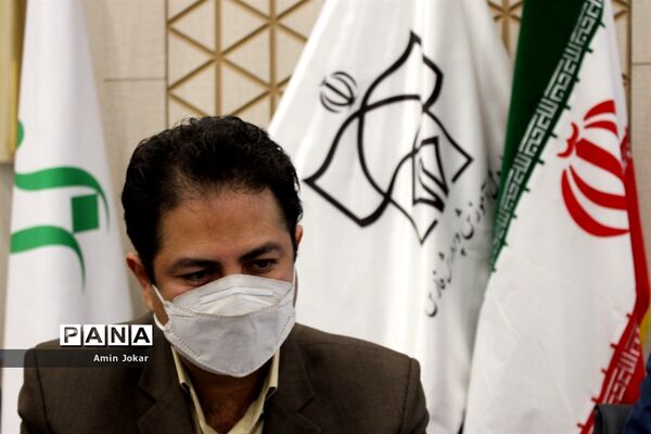 نشست تبیین بازمهندسی تشکیلات پیشتازان سازمان دانش‌آموزی در شیراز