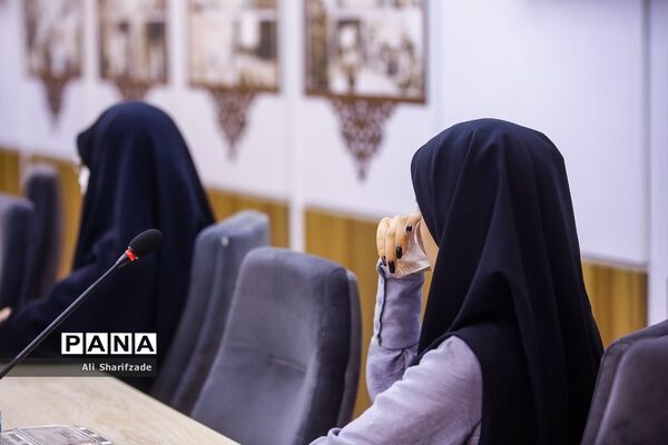 اولین پویش دانش‌آموزی ایرانینو