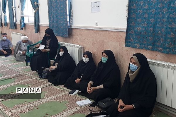 برگزاری دوره آموزشی مربیان پیشتاز، خبره و مجرب استان یزد