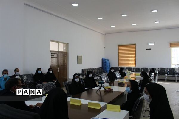 سومین نشست مجلس دانش‌آموزی دختران ناحیه دو