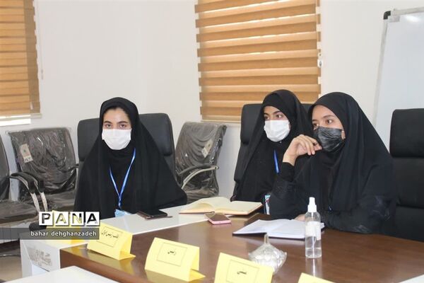سومین نشست مجلس دانش‌آموزی دختران ناحیه دو