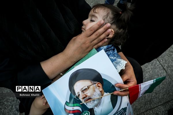جشن پیروزی ابراهیم رئیسی در انتخابات ریاست جمهوری_1