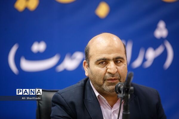نشست خبری اعضای لیست شورای وحدت