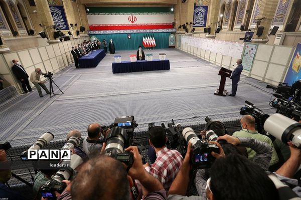 حضور رهبر معظم انقلاب  در سیزدهمین دوره انتخابات ریاست جمهوری