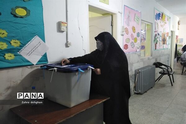 آغاز انتخابات 1400در شهرستان خاتم