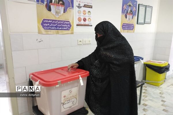 آغاز انتخابات 1400در شهرستان خاتم