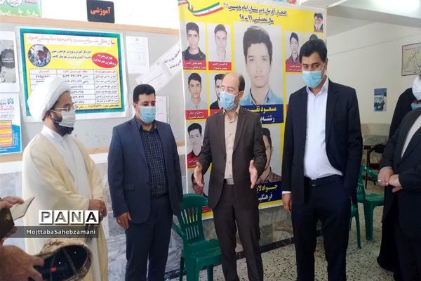 حضور  پرشور مردم در پای صندوق های رای شهرستان کاشمر