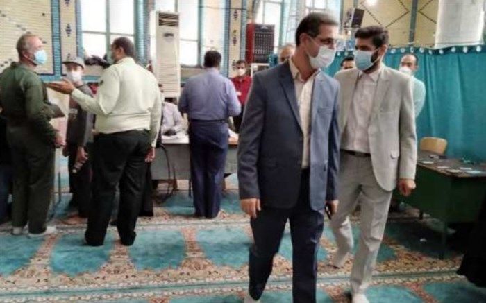 بازدید مدیر آموزش و پرورش منطقه ۱۵، از شعب اخذ رای