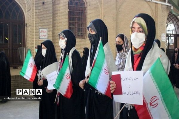 حضور پرشور مردم کرمانشاهی در انتخابات 1400