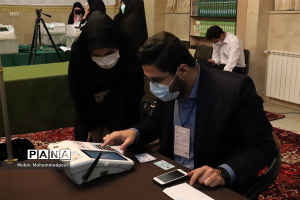 حماسه حضور مردم تبریز در انتخابات 1400