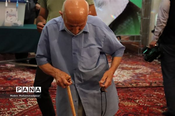 حماسه حضور مردم تبریز در انتخابات 1400