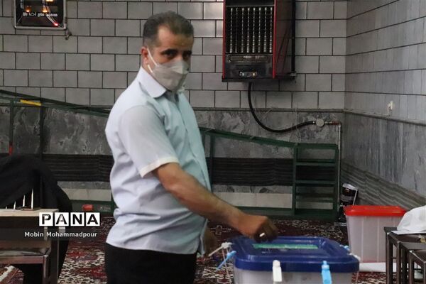 حماسه حضور مردم تبریز در انتخابات 1400
