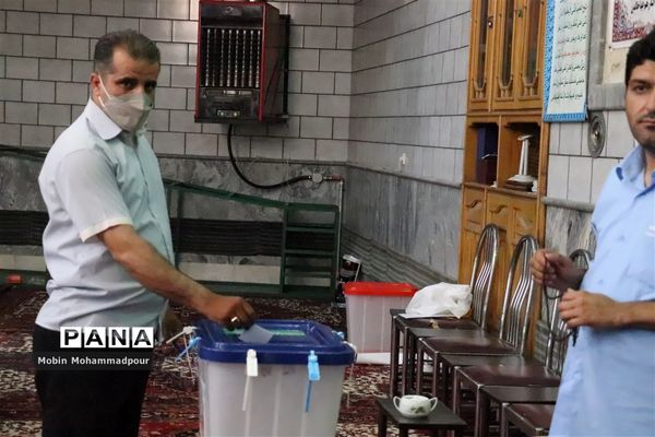 حماسه حضور مردم تبریز در انتخابات 1400